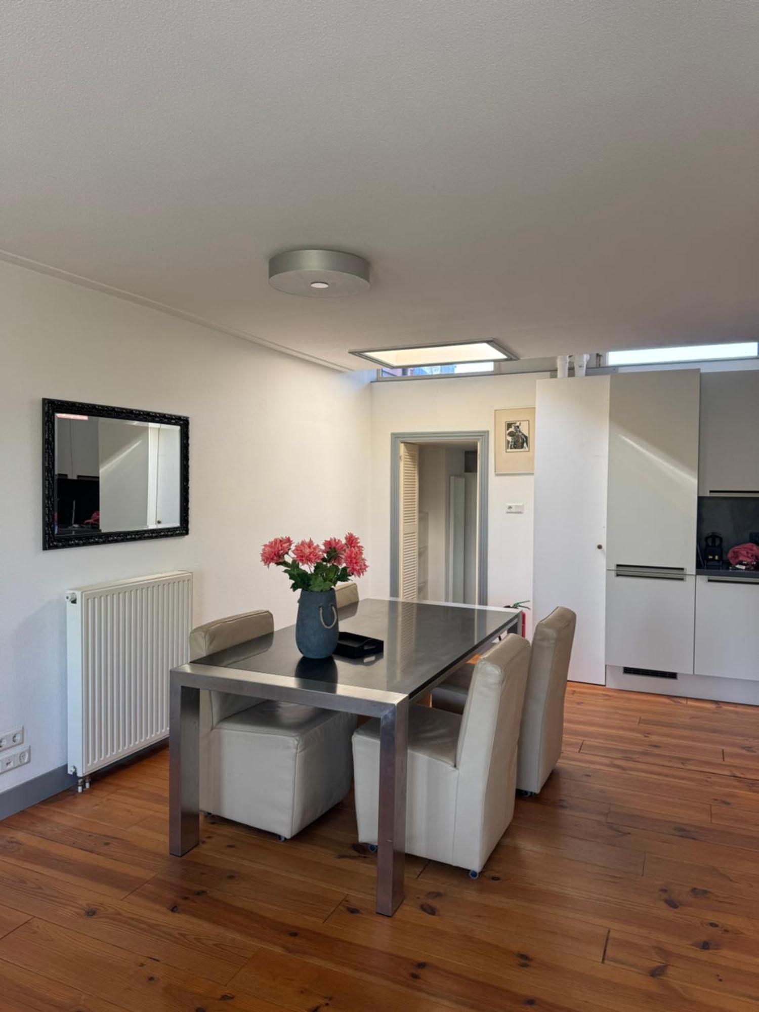 Freefly Loft Apartment Groningen Bagian luar foto